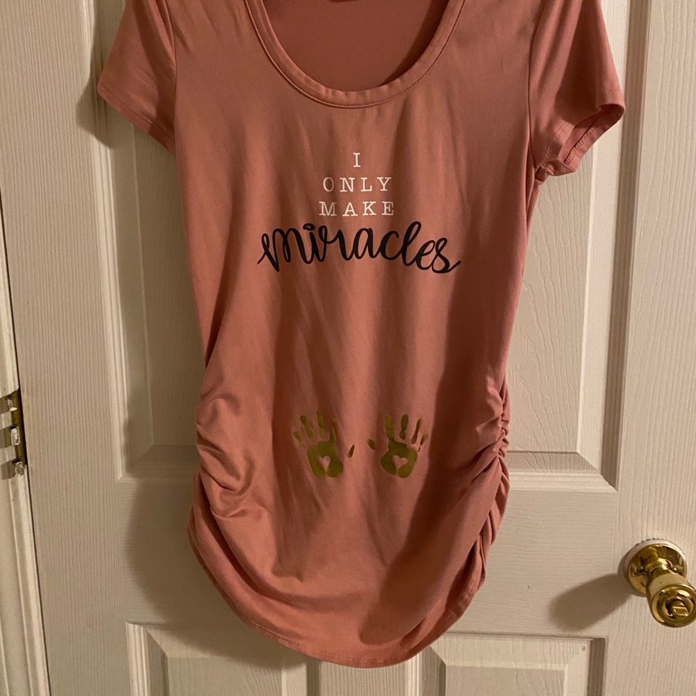 Maternity Graphic Tee Bundle ❤️